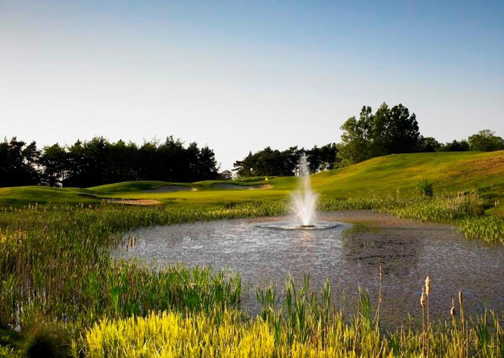 Tracy Park Hotel & Country Club Doynton Dış mekan fotoğraf