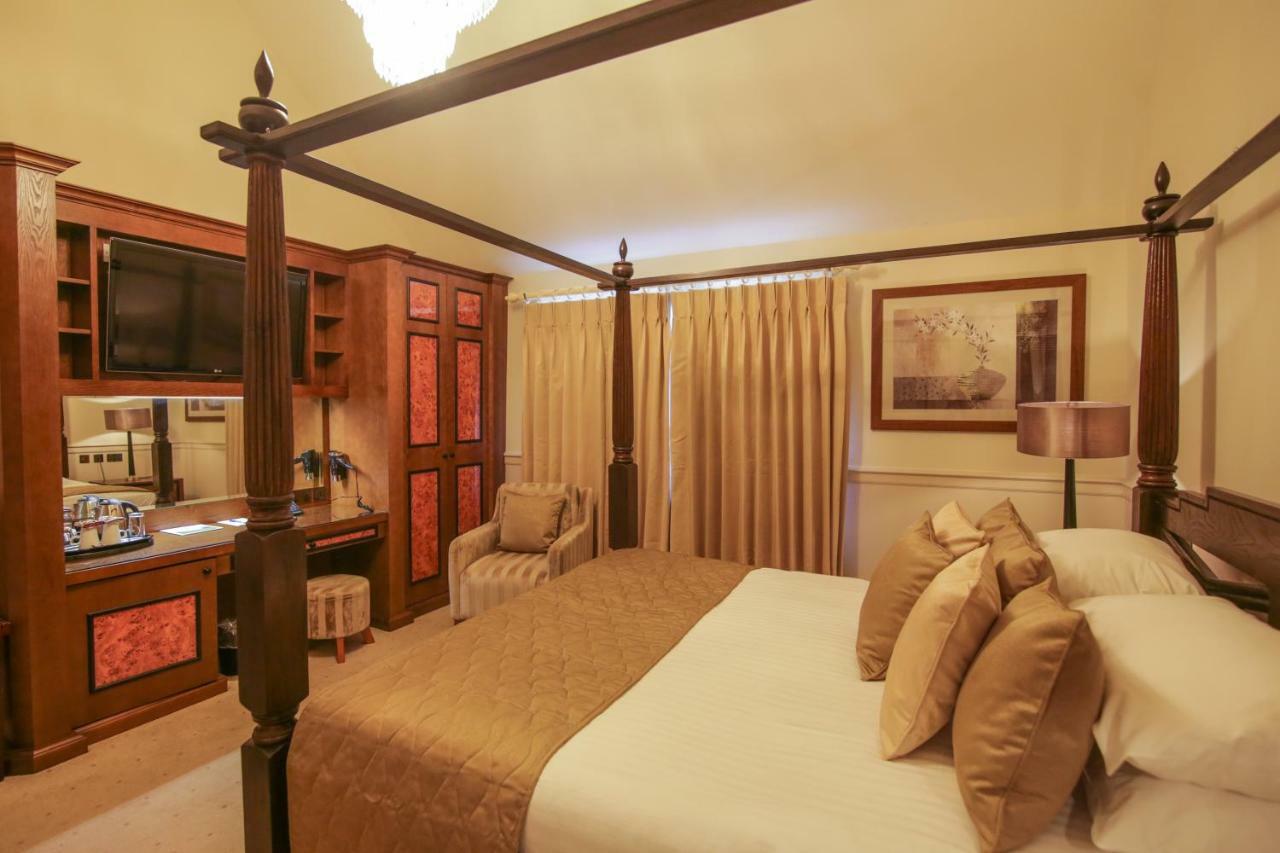 Tracy Park Hotel & Country Club Doynton Dış mekan fotoğraf